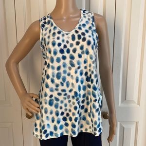 NWOT Love U Dear Womens M Adorable Tank Top. Scoop front with side slits. 3D.
